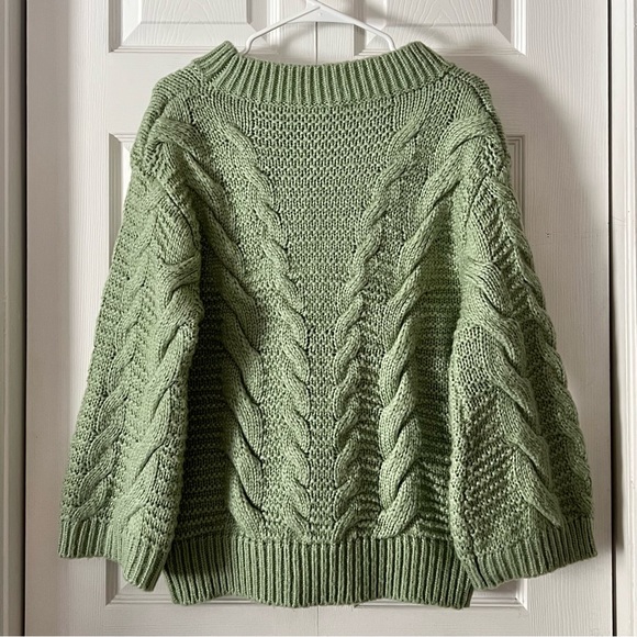 Princess Polly Oversized Cable Knit Sweater - Picture 3 of 5